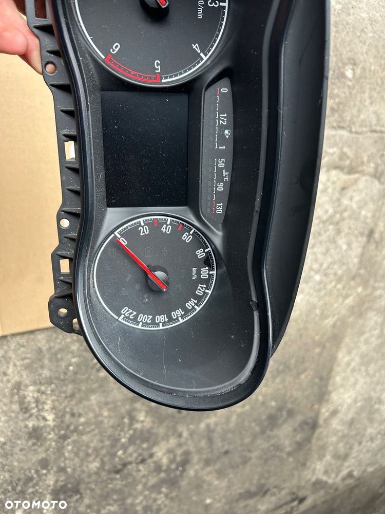 Opel Corsa E lift licznik 1.3 diesel 39129459 - 4