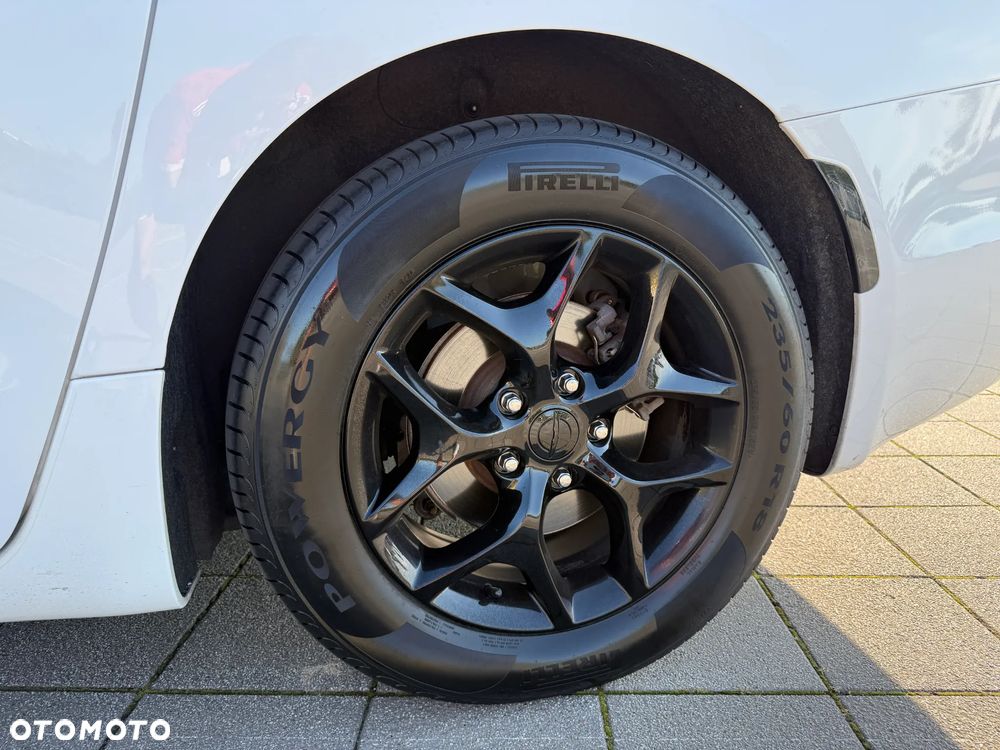 Chrysler Pacifica - 4