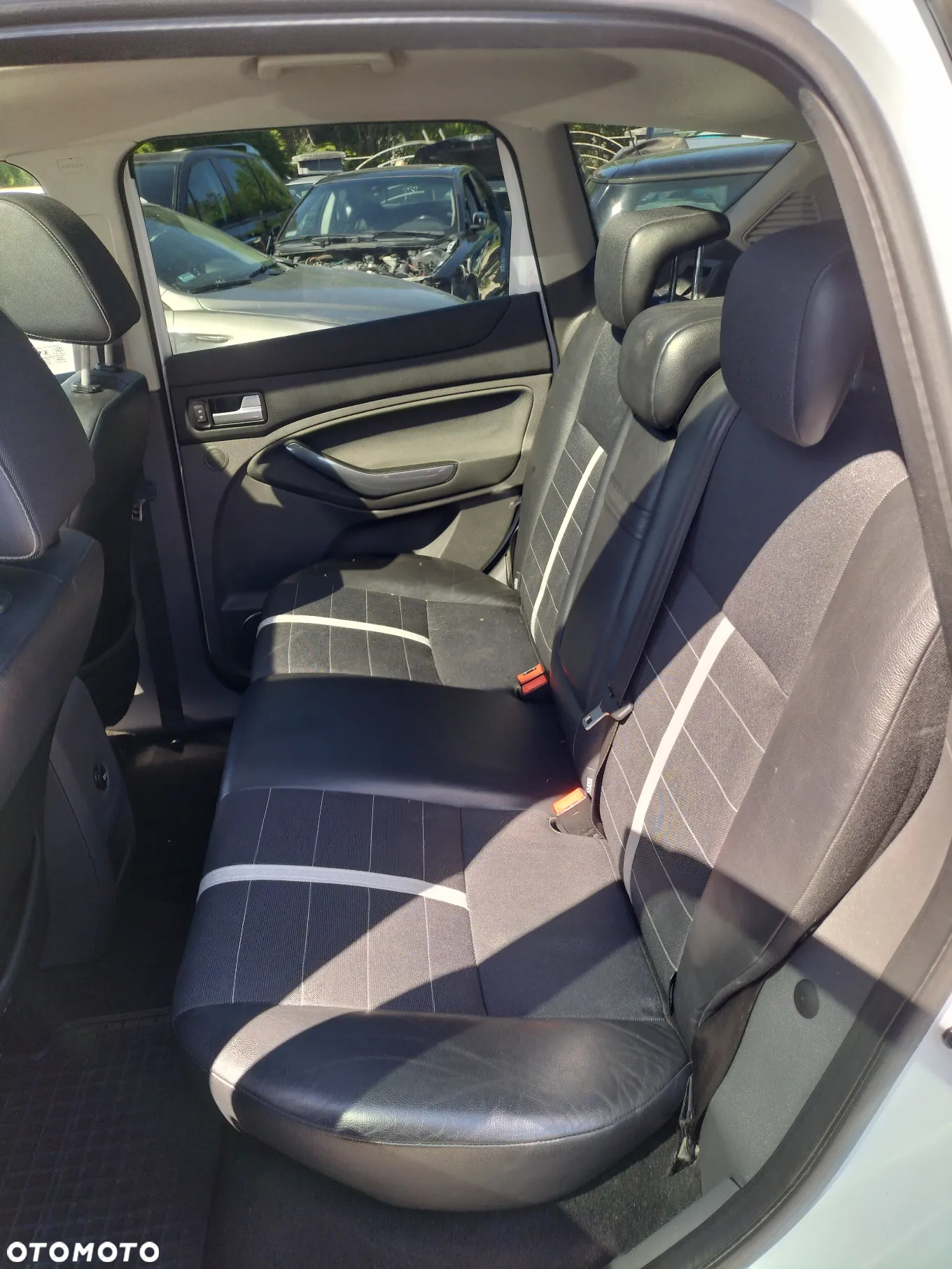 DRZWI PRAWE LEWE TYŁ  FORD KUGA I 2.0 TDCI 163KM 4X4 AUTOMAT KOD LAK. 58 FROZEN WHITE - 23