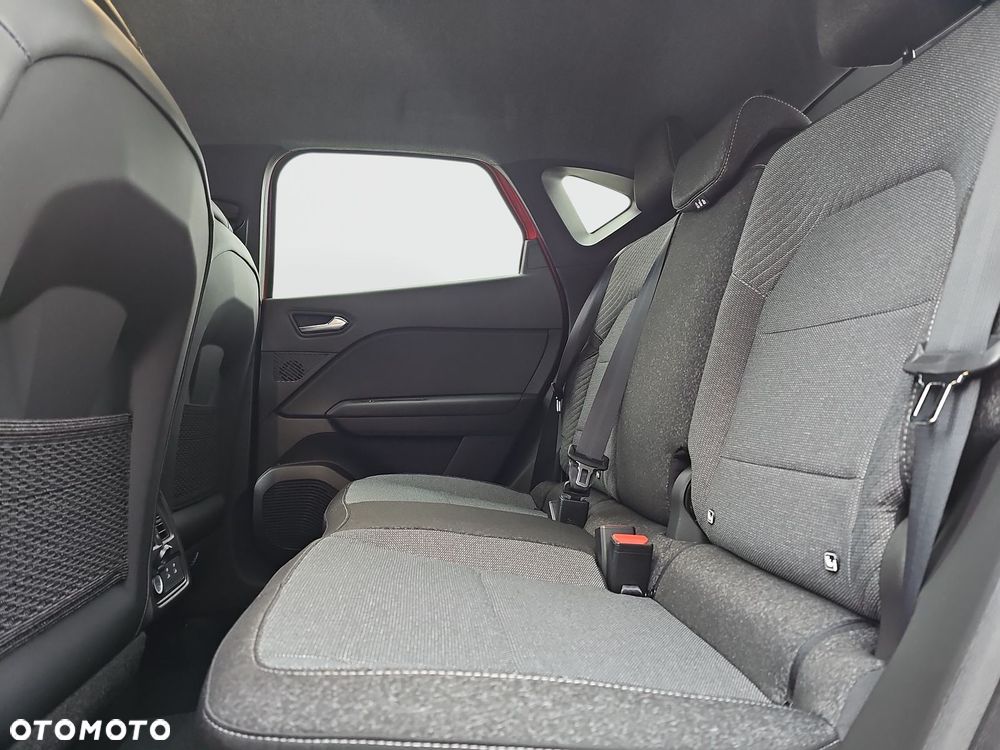 Renault Captur - 23