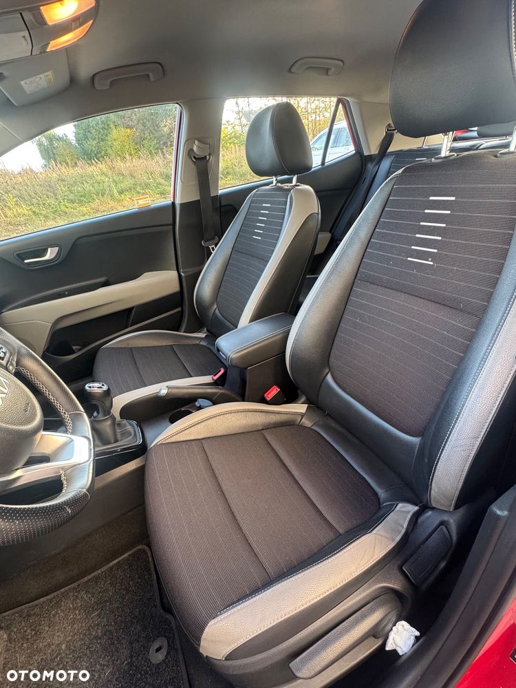 Kia Stonic - 15