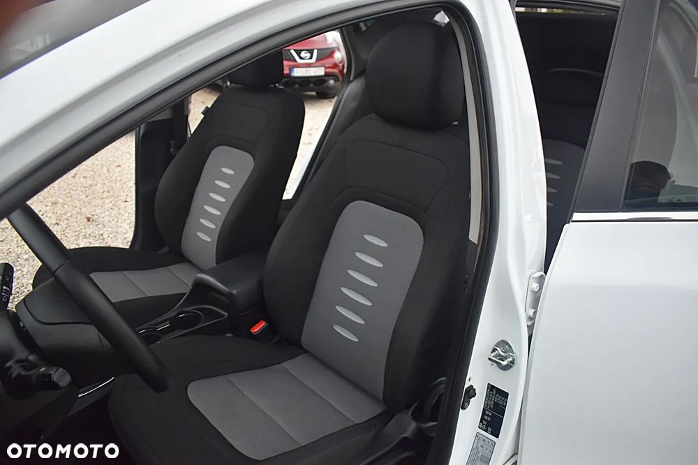 Kia Ceed Cee'd 1.6 CRDi S - 19