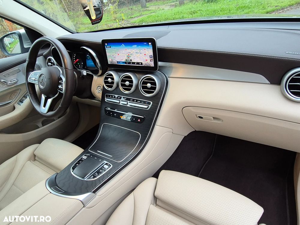 Mercedes-Benz GLC - 34