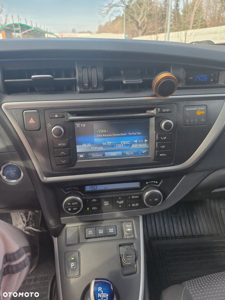 Toyota Auris - 13