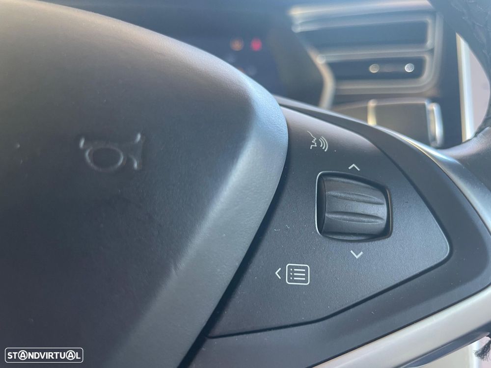 Tesla Model X 100D - 20