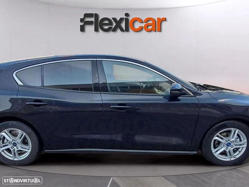 Ford Focus 1.5 TDCi EcoBlue Connected - 9
