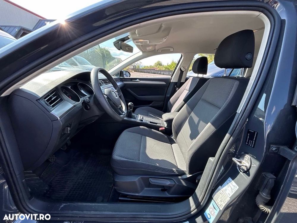 Volkswagen Passat - 7