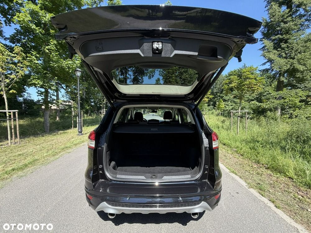 Ford Kuga - 24