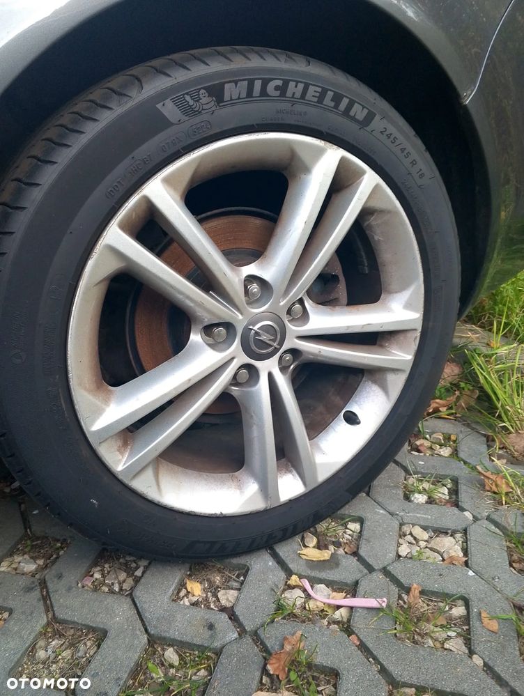 Opel Insignia - 2