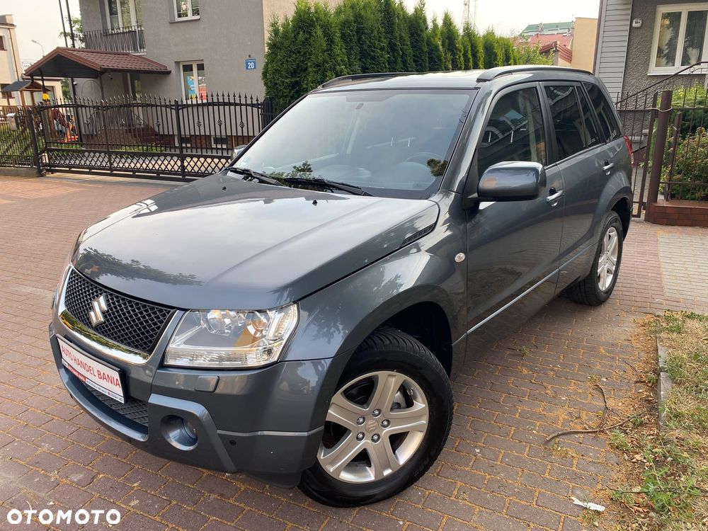 Suzuki Grand Vitara 2.0 Comfort Limited - 20