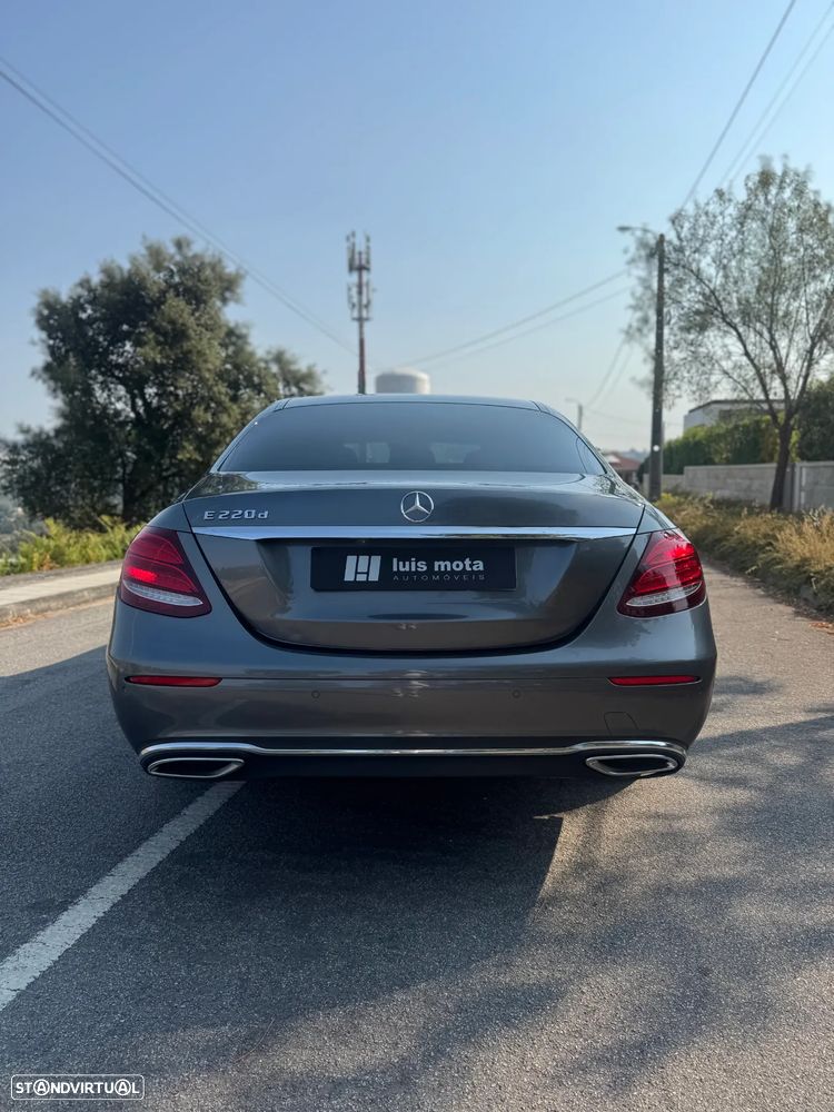 Mercedes-Benz E 220 d 9G-TRONIC Exclusive - 10