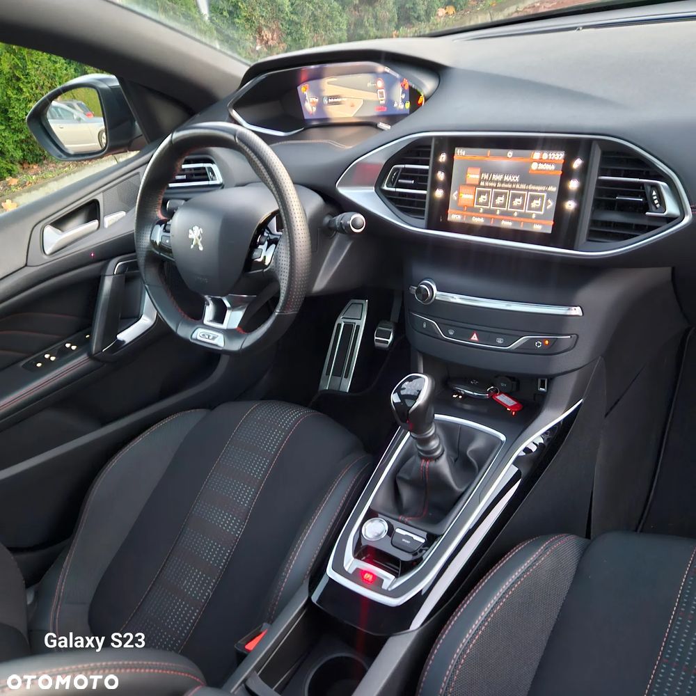 Peugeot 308 SW PureTech 130 Stop & Start GT-Line Edition - 33