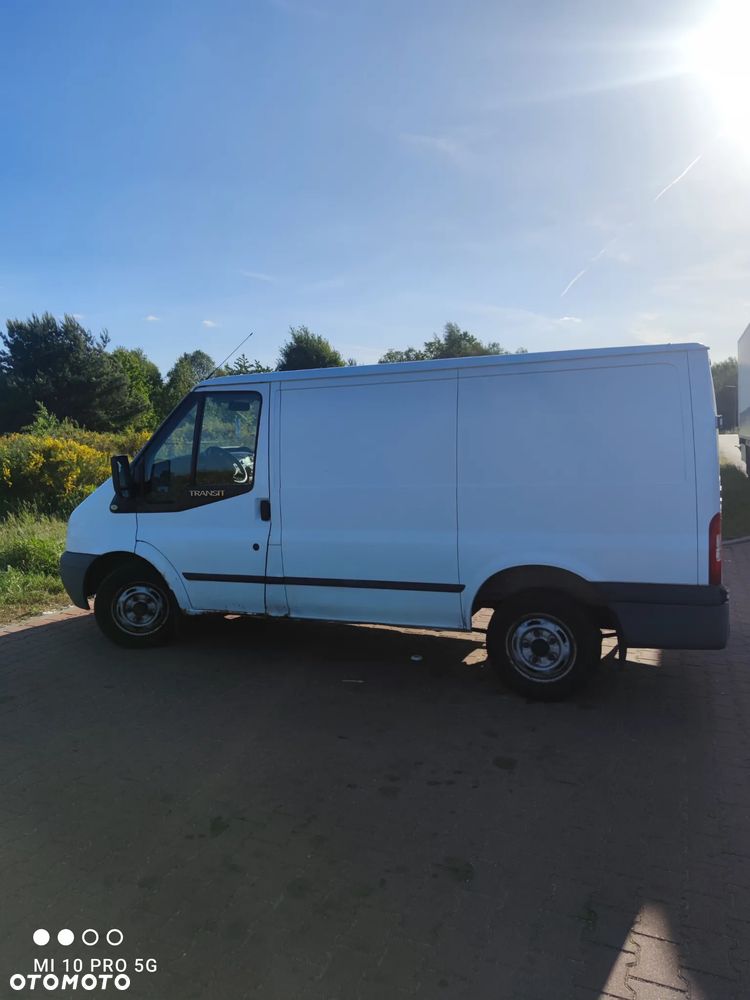 Ford Transit - 1