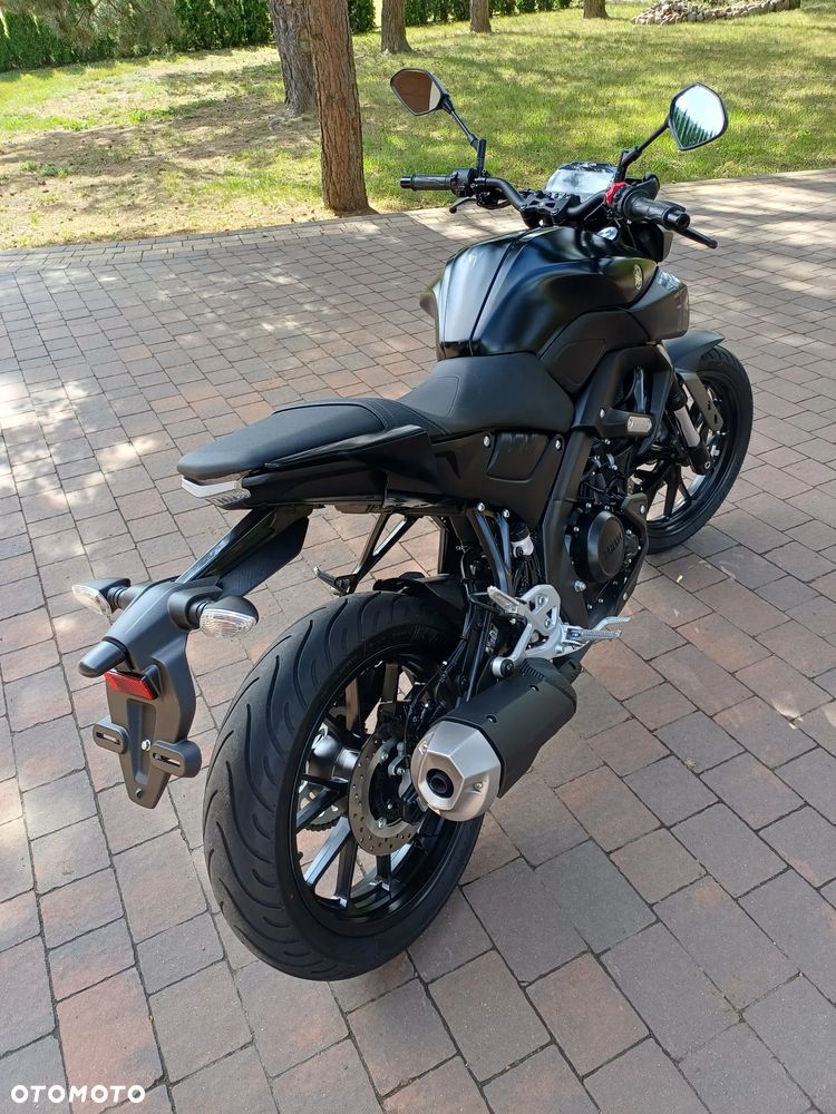 Yamaha MT - 2