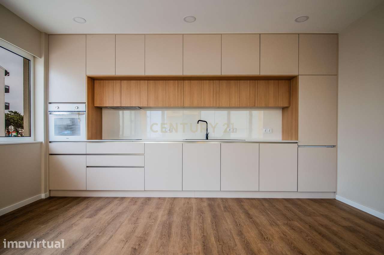 Apartamento T2 remodelado na Praia de Quiaios - Grande imagem: 3/14