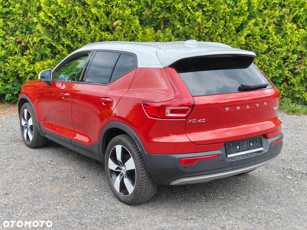 Volvo XC 40 T4 AWD Geartronic Momentum Pro - 13