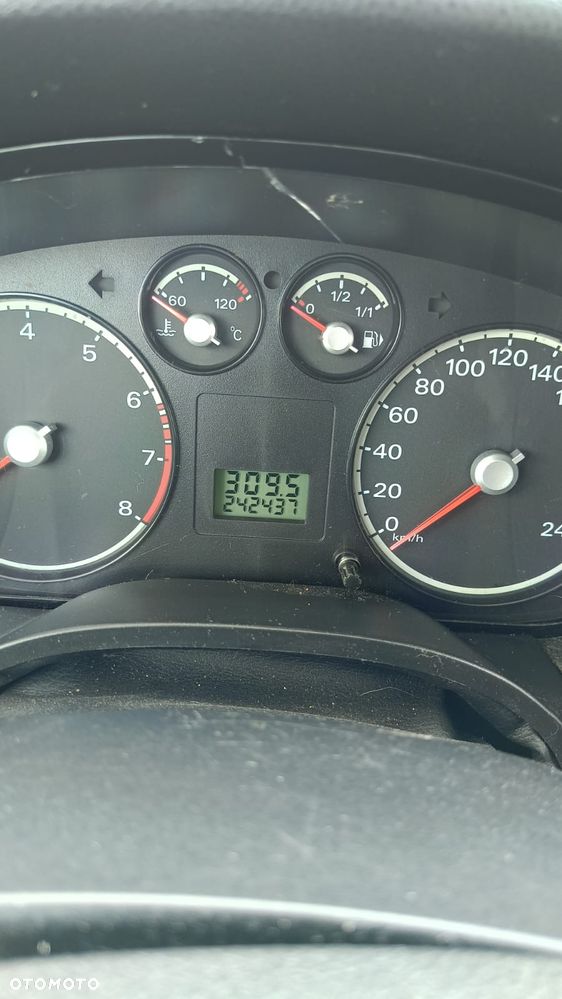 Ford Focus 1.6 Comfort - 9