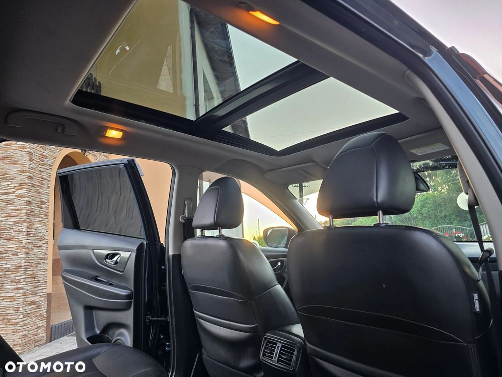 Nissan X-Trail 1.6 DIG-T Tekna - 24