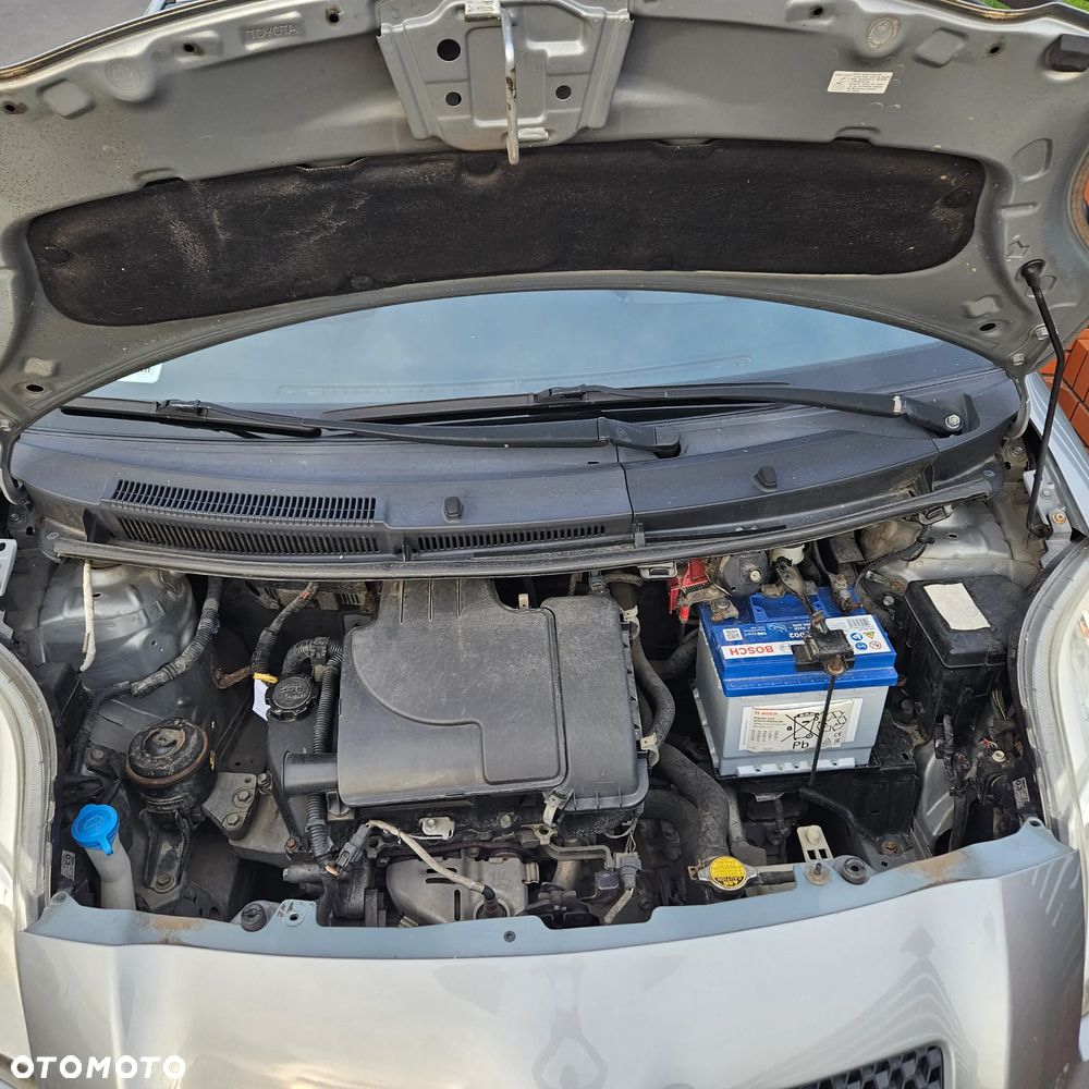 Toyota Yaris 1.0 Luna - 17