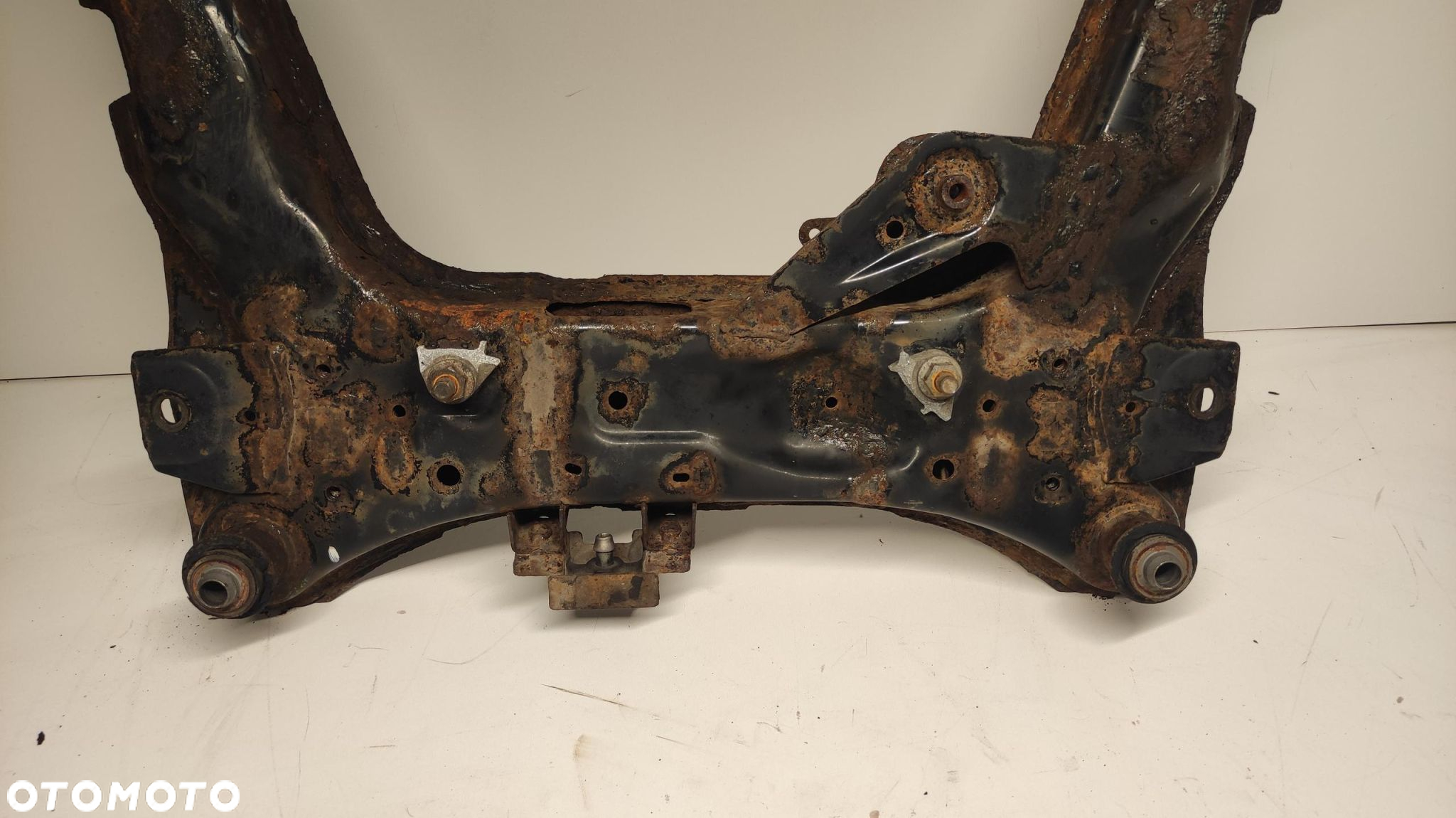 BELKA WÓZEK SANKI TRAWERS NISSAN QASHQAI J10 10-13 - 4