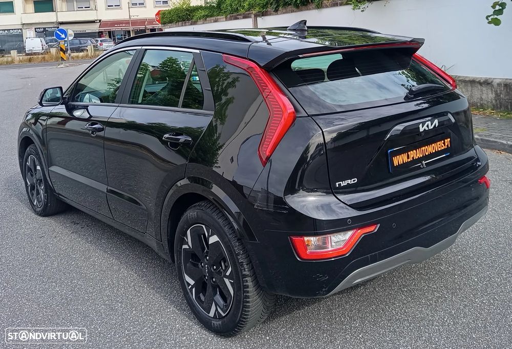 Kia Niro EV 64kWh Drive - 6