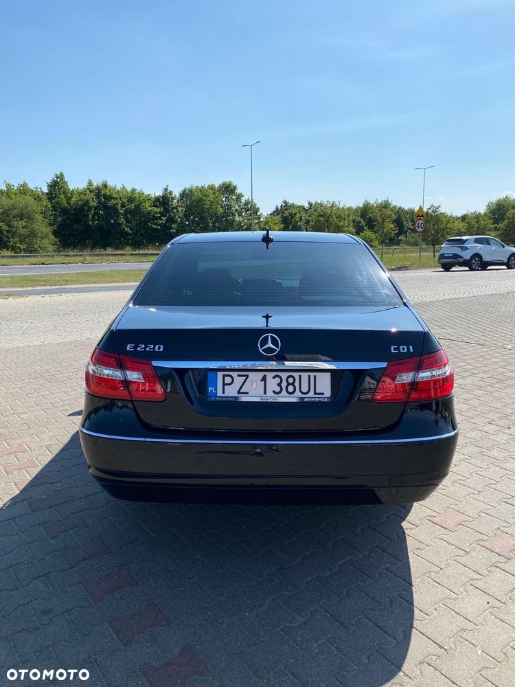 Mercedes-Benz Klasa E 220 CDI BlueEff Avantgarde - 5