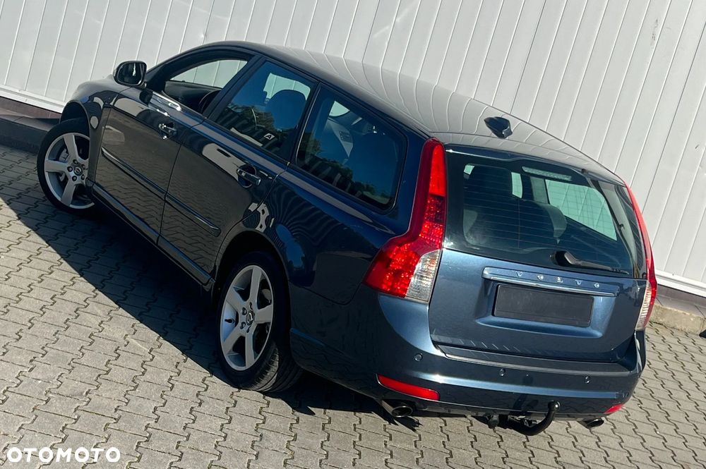 Volvo V50 - 2