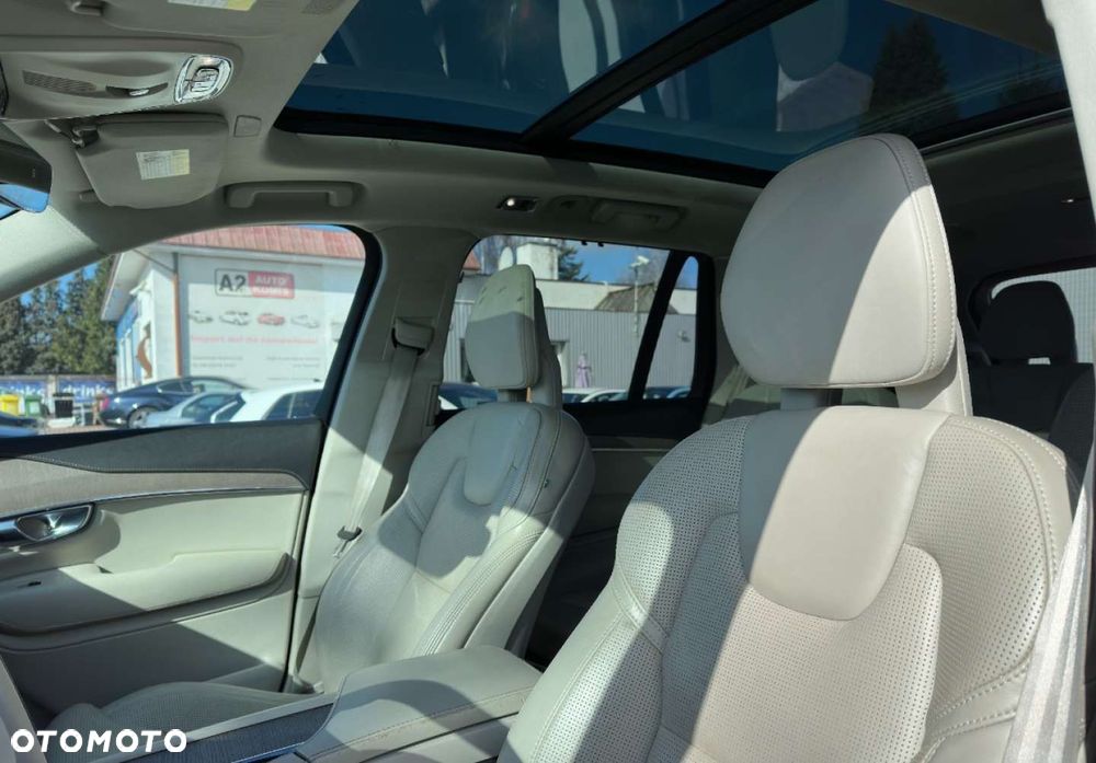 Volvo XC 90 - 11