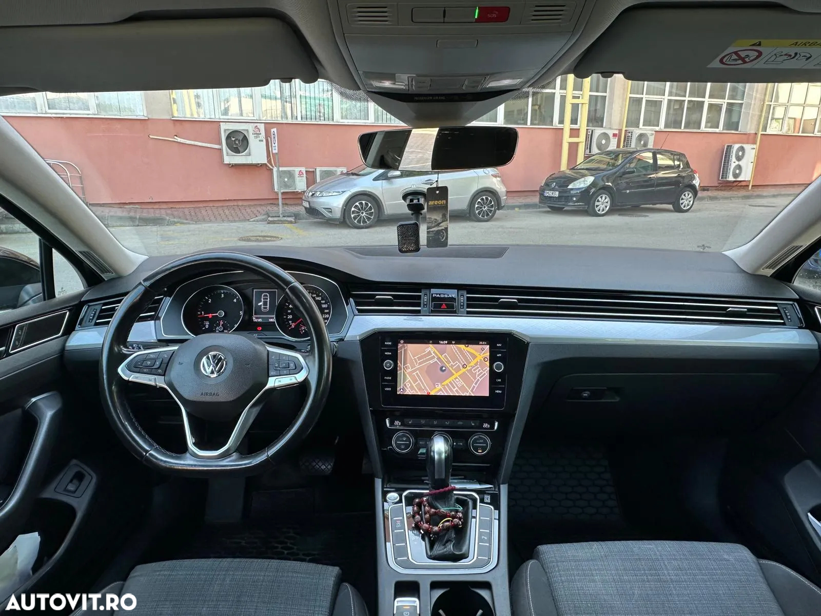 Volkswagen Passat - 6