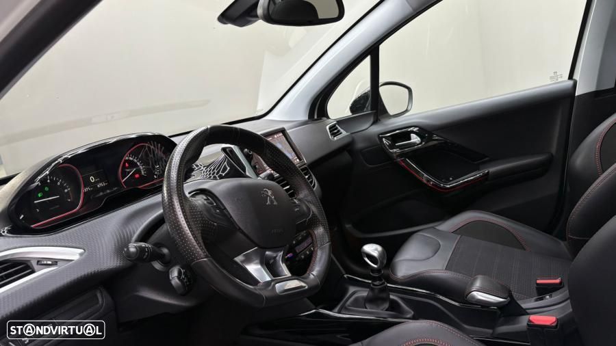 Peugeot 2008 1.2 PureTech GT Line - 10