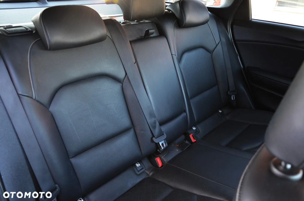 Kia Ceed 1.5 T-GDI DCT7 OPF GT Line - 34