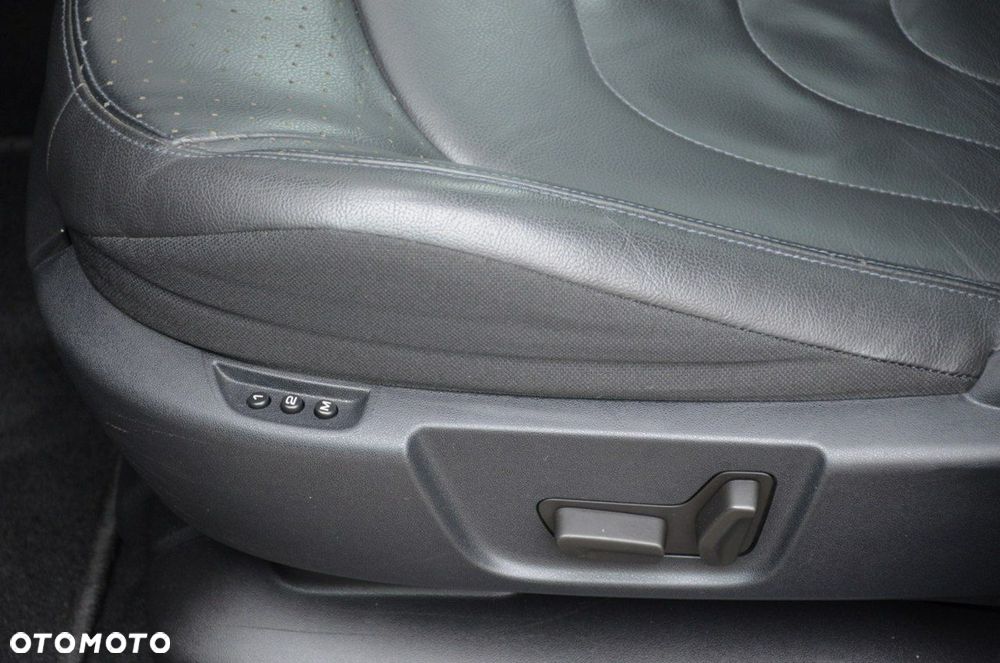 Citroën C4 Grand Picasso - 23