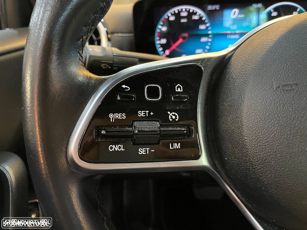 Mercedes-Benz A 250 Limousine e Style Plus - 11