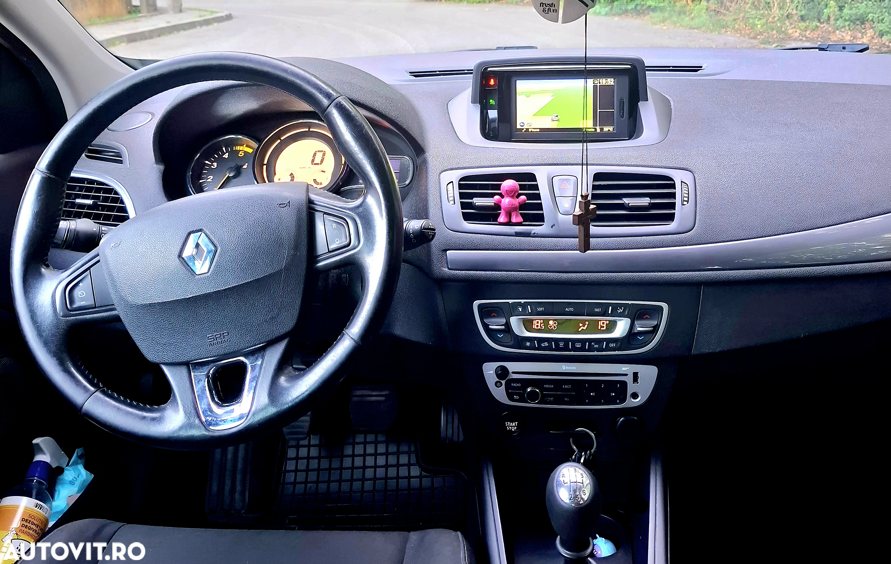 Renault Megane ENERGY dCi 110 ECO2 BUSINESS - 9