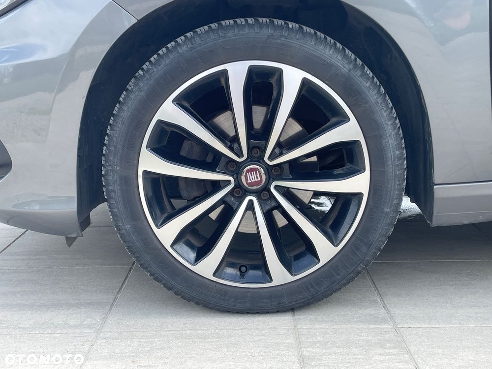 Fiat Tipo 1.4 16V Lounge EU6d - 26