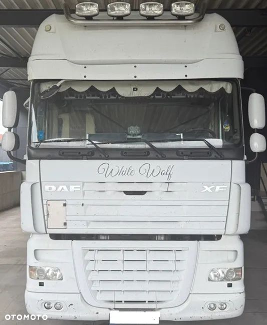 DAF XF 105.460 Ate SUPER SPACE CAB AUTOMAT SPOJLERY KLIMA LODÓWKA ORUROWANIE Z HALOGENAMI XENONY 2xALUTANK LOW DECK MEGA 2013r ŁADNY - 1