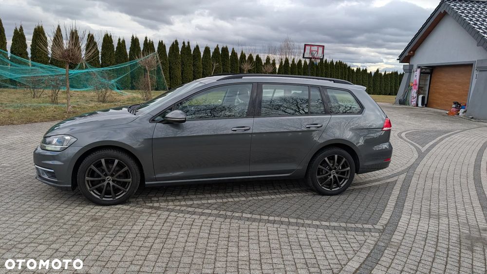 Volkswagen Golf 1.6 TDI (BlueMotion Technology) Comfortline - 23