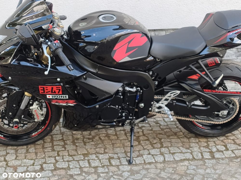 Suzuki GSX-R - 19