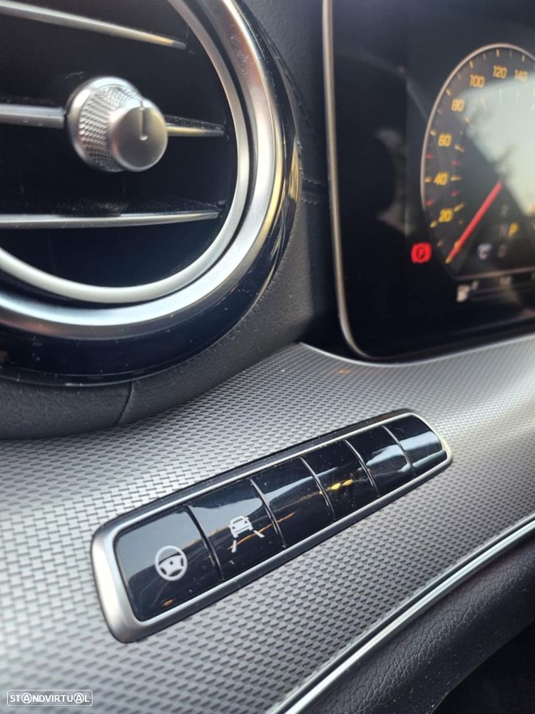 Mercedes-Benz E 300 - 11