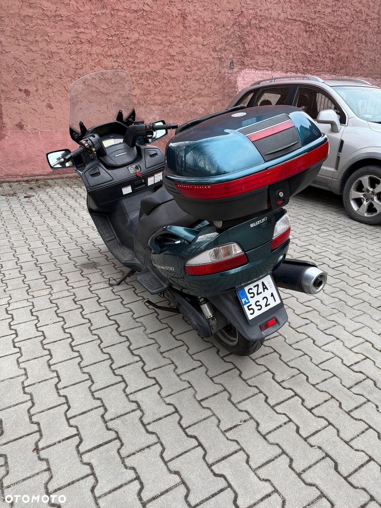 Suzuki Burgman - 4