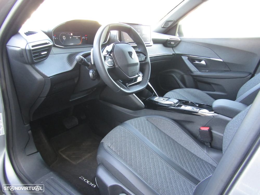 Peugeot 2008 1.5 BlueHDi Allure Pack EAT8 - 13