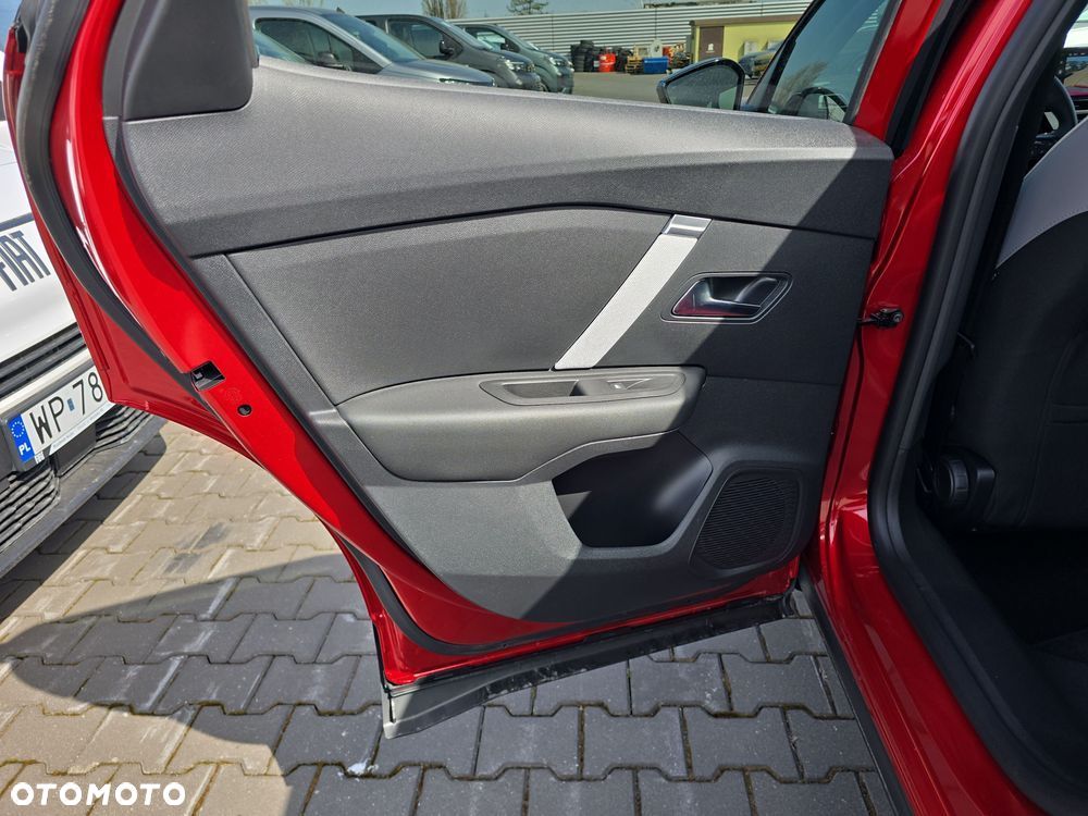 Citroën C4 1.2 mHEV Max eDCT6 - 12