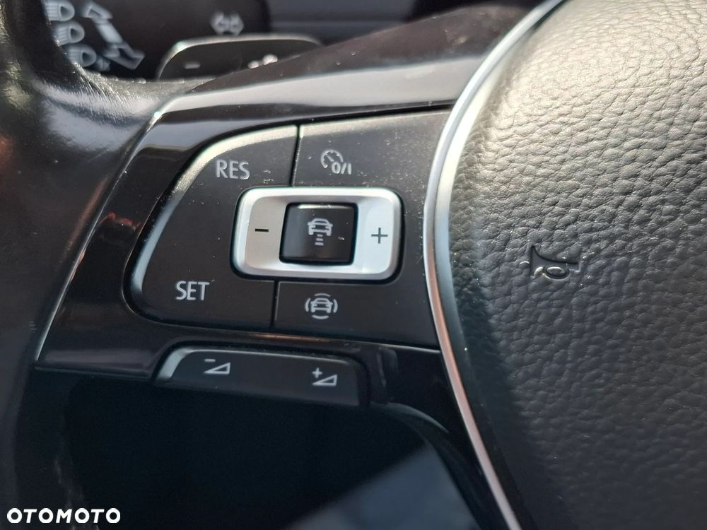 Volkswagen Passat 2.0 TDI BMT Highline DSG7 - 35