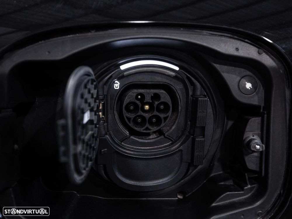 Mercedes-Benz GLC 300 de 4Matic 9G-TRONIC Edition AMG Line - 16