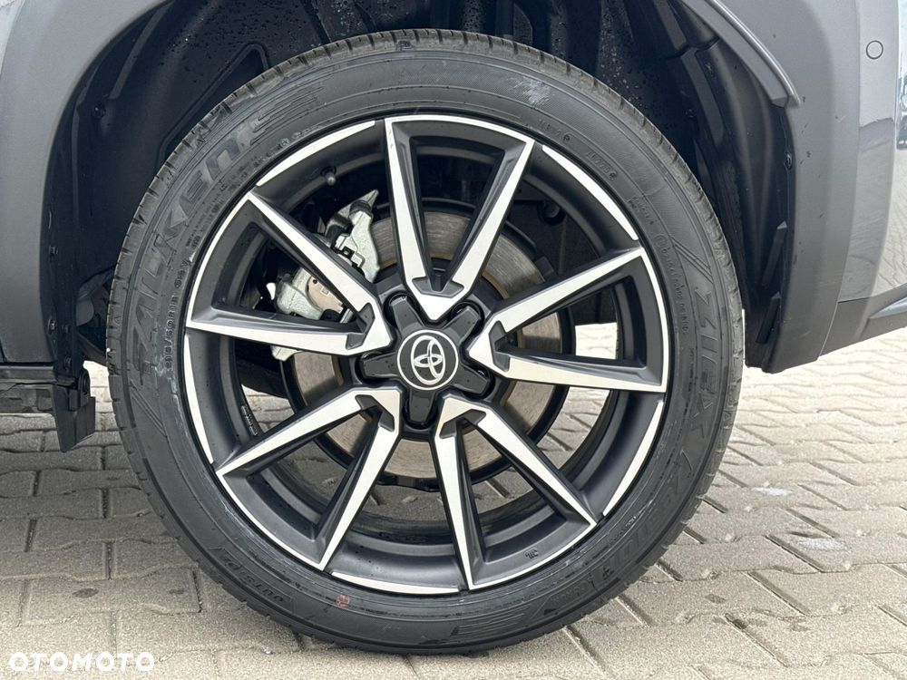 Toyota Yaris Cross Hybrid 1.5 GR Sport - 26