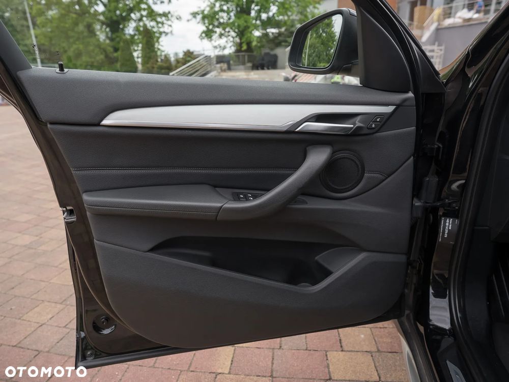 BMW X1 sDrive18d xLine sport - 27