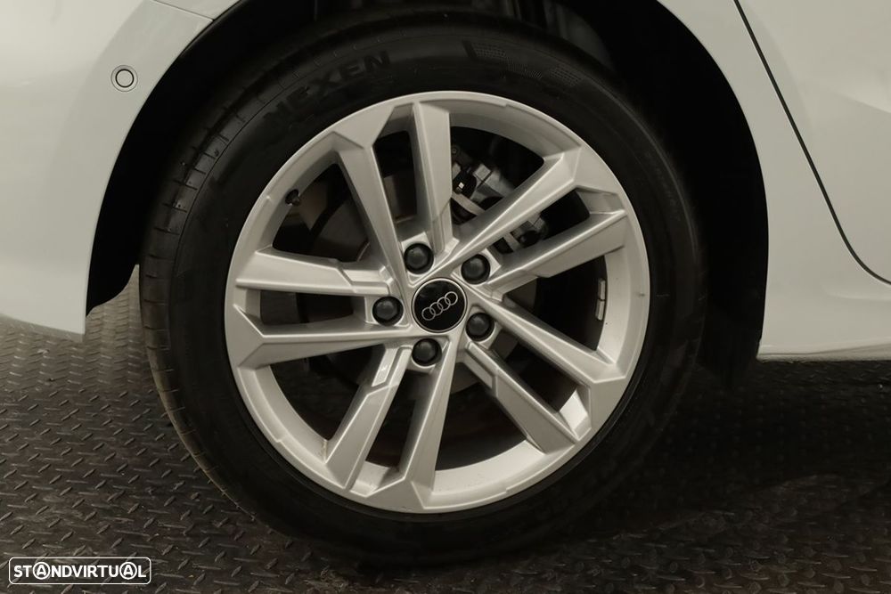 Audi A3 Sportback 30 TFSI Advanced S tronic - 5