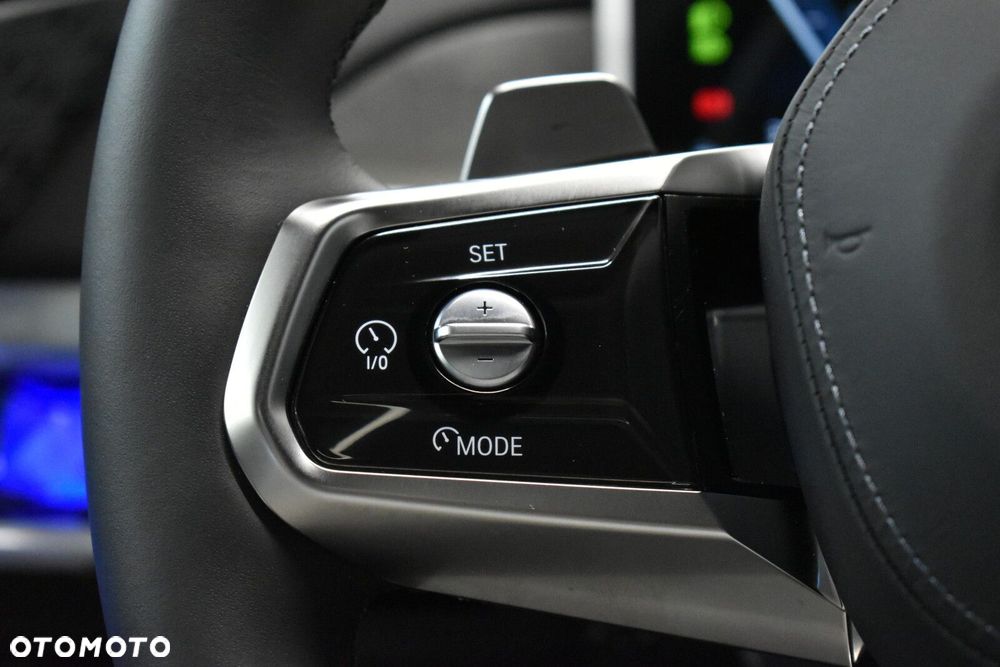BMW Seria 7 - 17