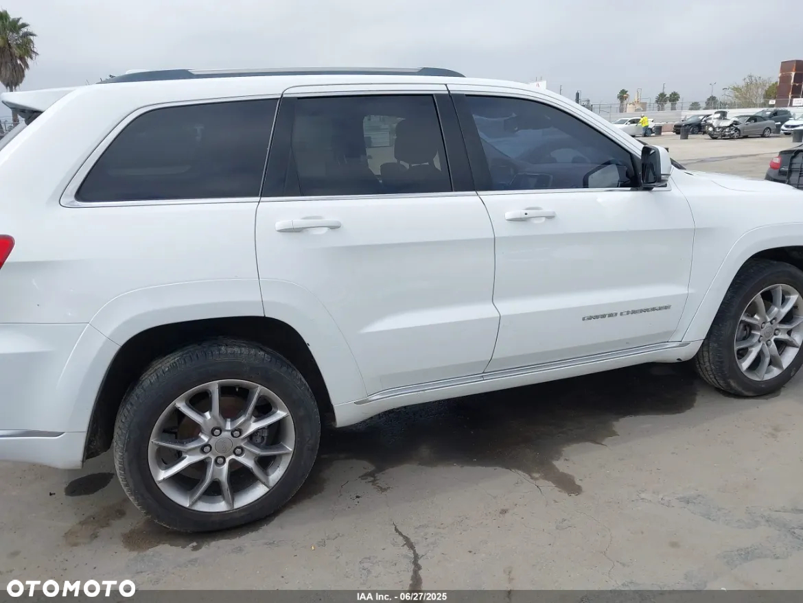 Jeep Grand Cherokee - 9