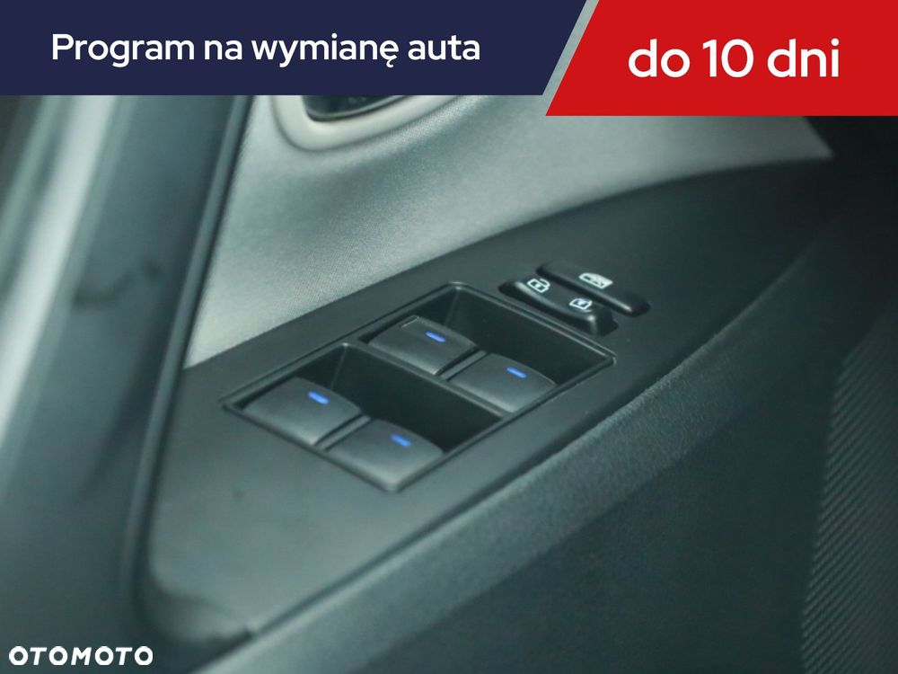 Toyota Avensis - 18